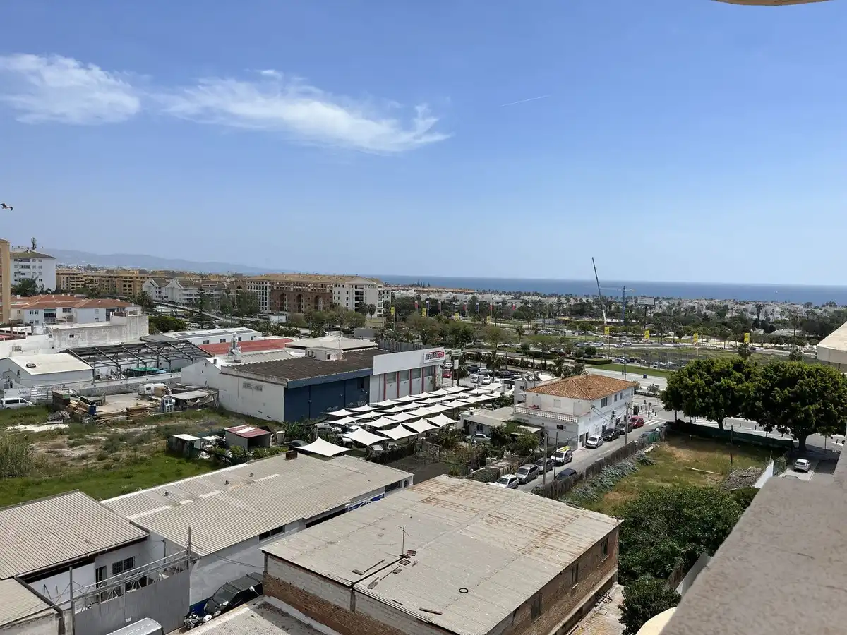 Vista exterior de Dúplex de lloguer en Marbella amb Aire condicionat, Terrassa i Moblat