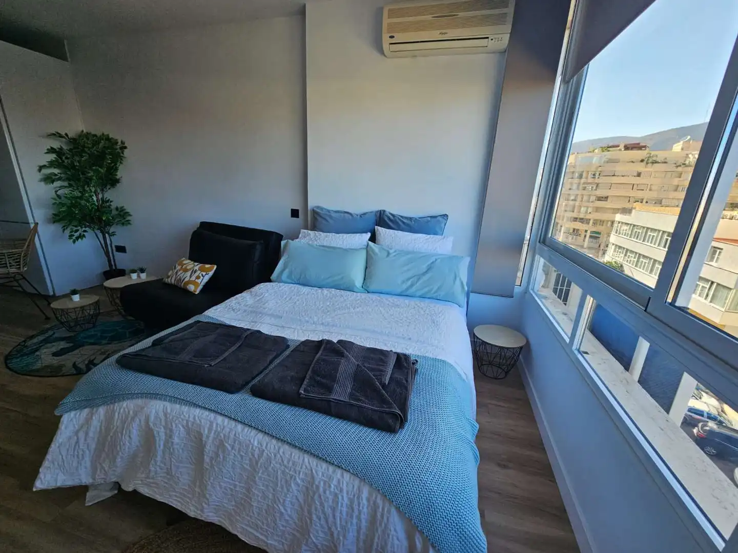 Bedroom of Study for rent in Torremolinos  with Air Conditioner, Heating and Terrace