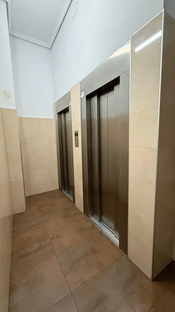 Local comercial de lloguer a Muriedas, imagen 19