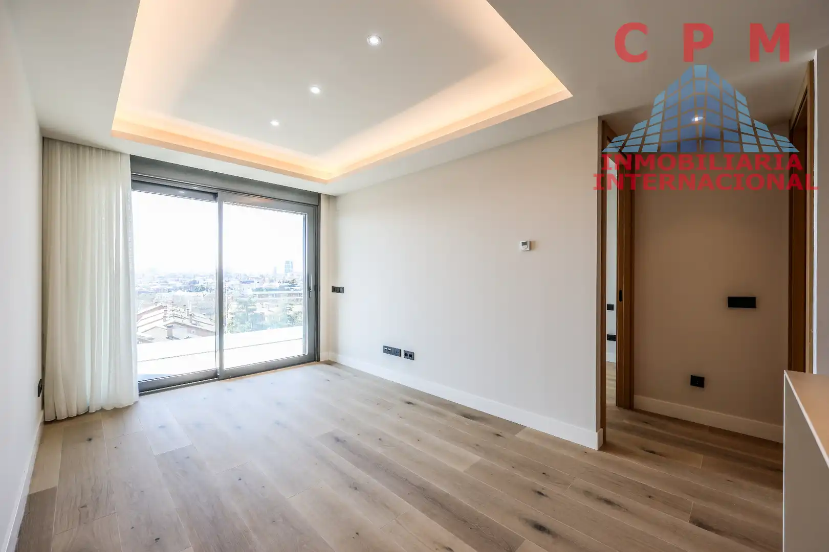 Bedroom of Flat for rent in Madrid  with Air Conditioner, Heating and Terrace