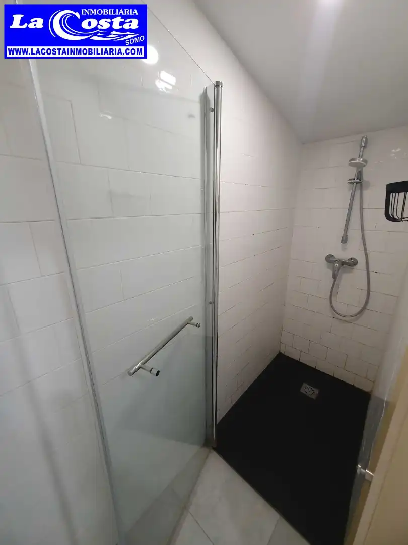 Bany de Casa o xalet en venda en Ribamontán al Mar amb Calefacció, Jardí privat i Terrassa