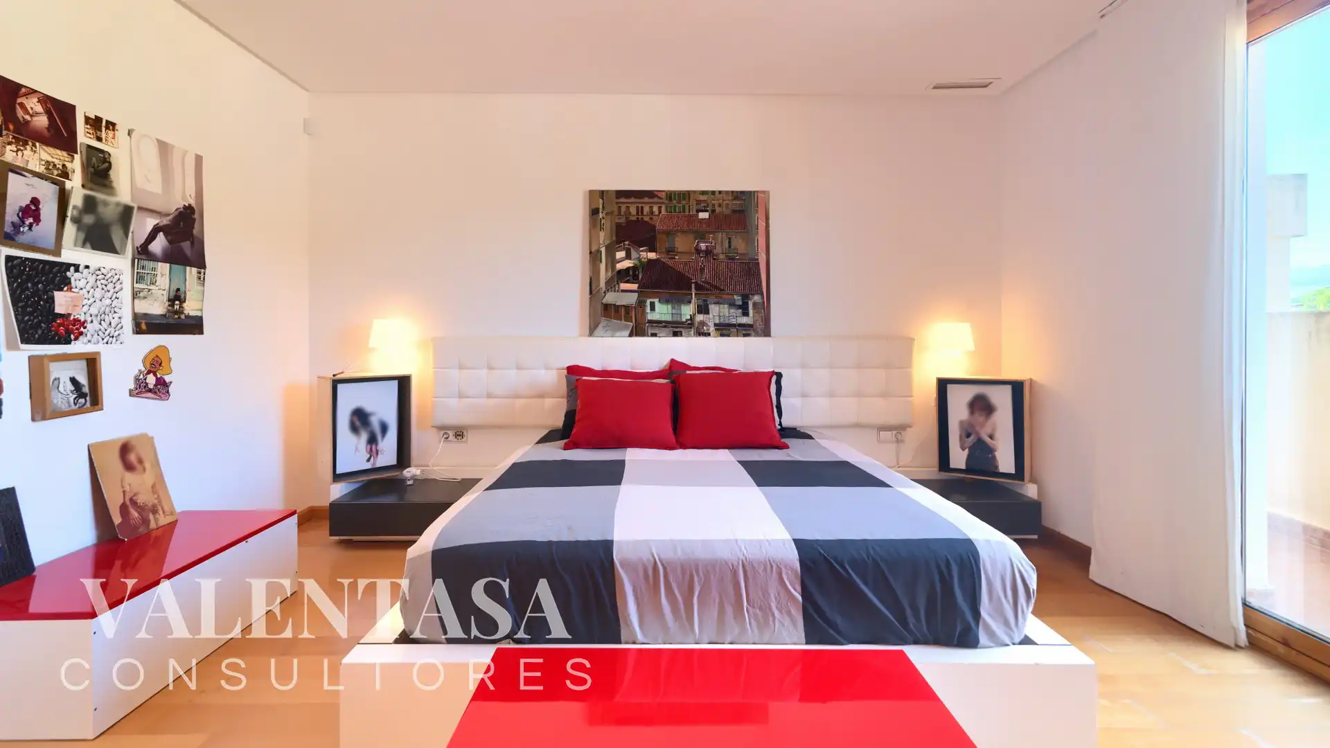 Bedroom of Detached homes for sale in Chiva  with Air Conditioner, Private garden and Terrace