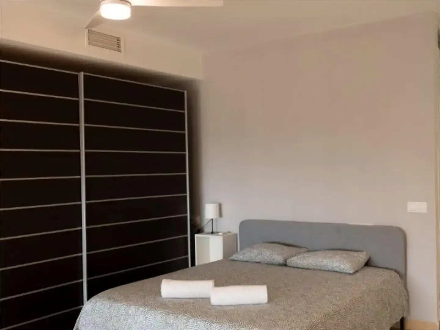 Dormitori de Apartament en venda en Vícar amb Piscina i Balcó