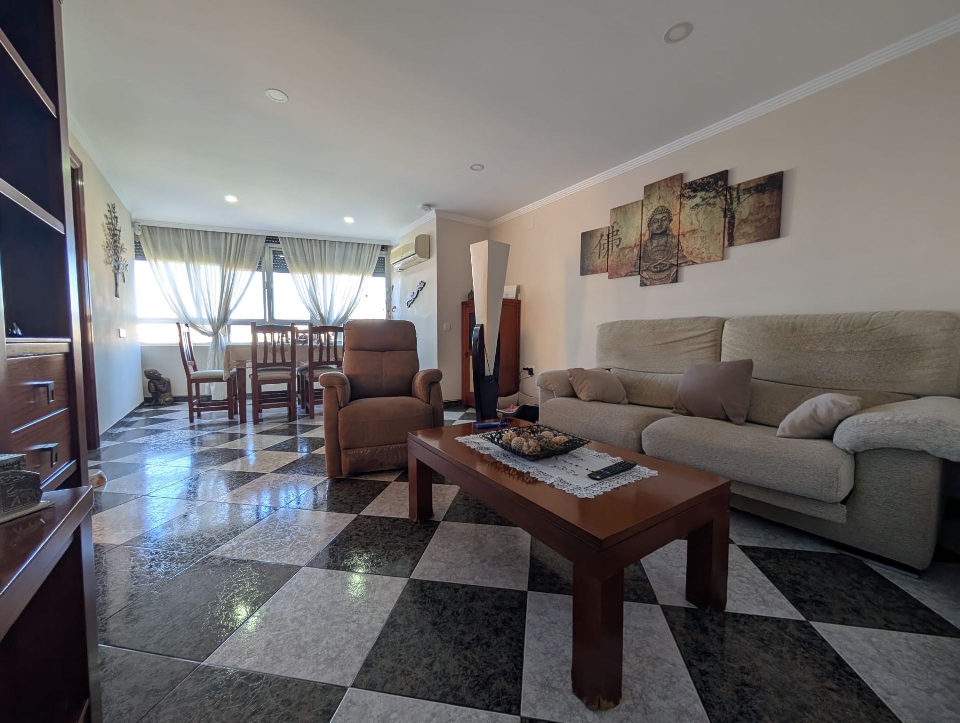 Sala d'estar de Pis en venda en  Huelva Capital amb Aire condicionat