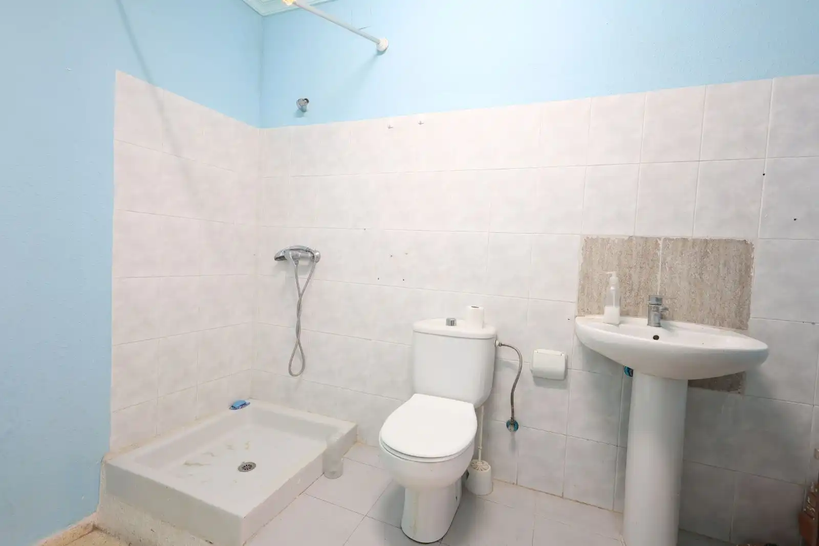 Baño de Local de alquiler en El Vendrell