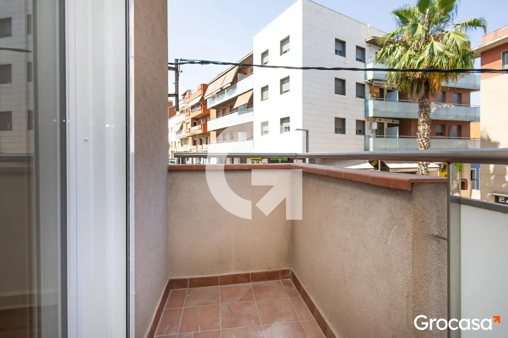 Balcony of Flat for sale in Sant Vicenç Dels Horts  with Air Conditioner, Heating and Oven