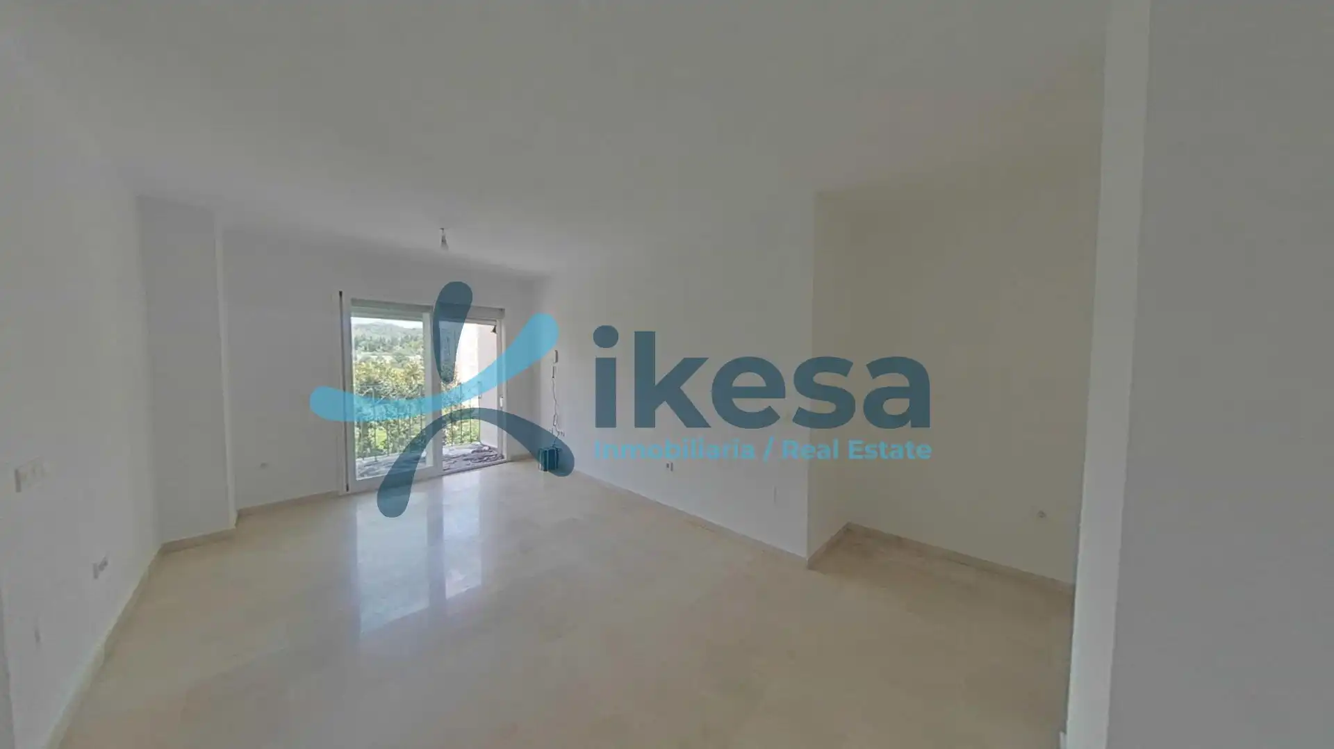 Piso con ascensor en venta en Estepona Pueblo, imagen 6
