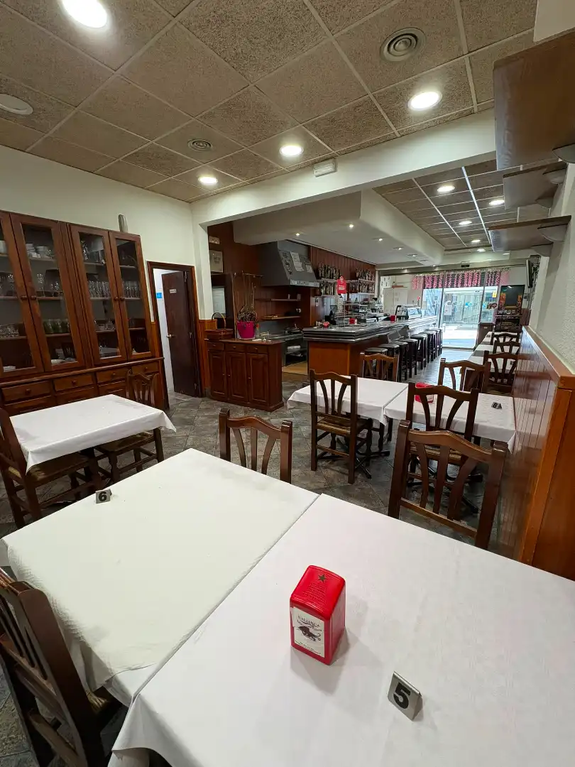 Locale commerciale in cessione a Carrer Heroïnes de Santa Bàrbara, imagen 8