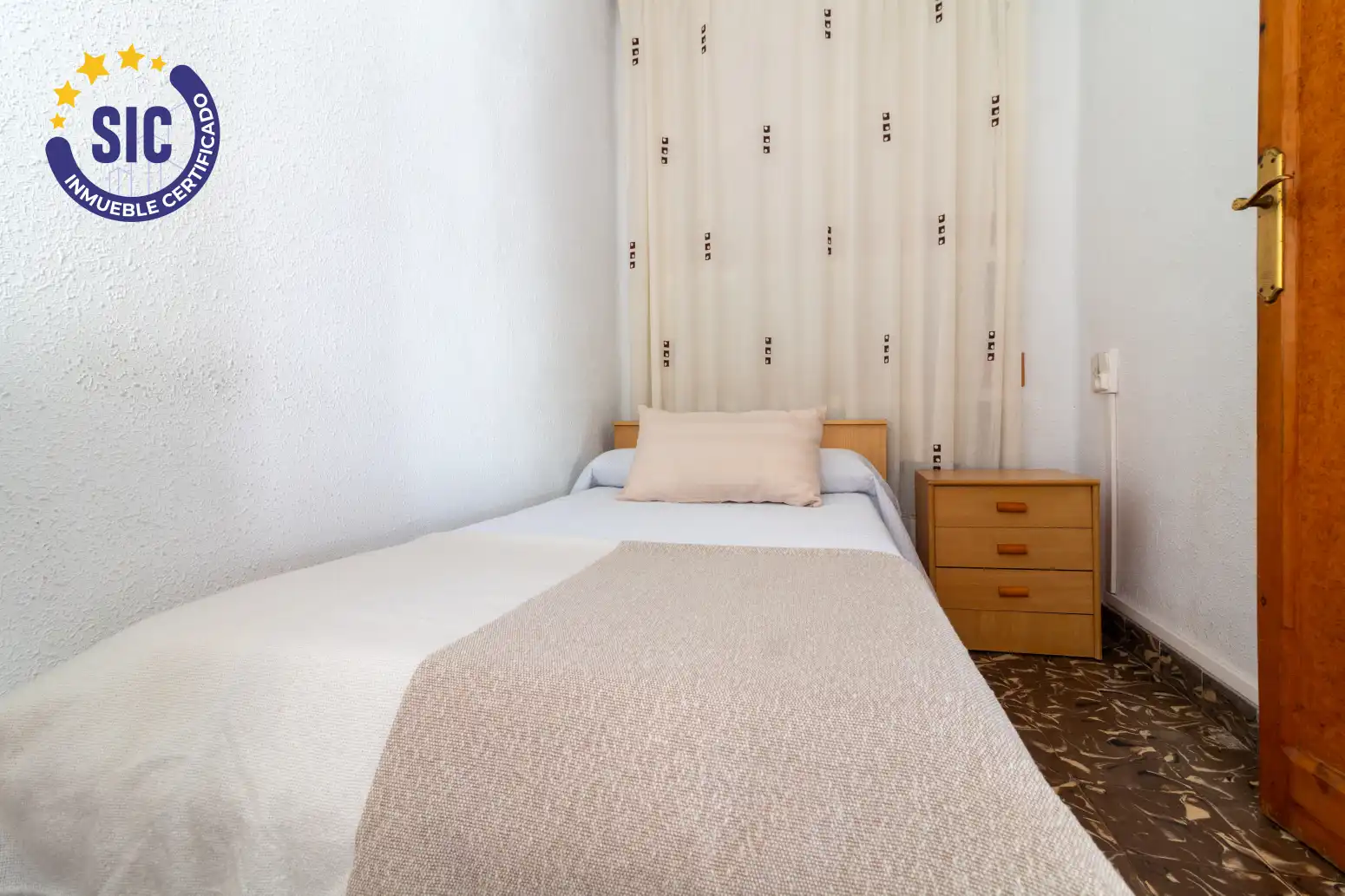 Schlafzimmer von Wohnung zum Verkauf in Sagunto / Sagunt mit Balkon