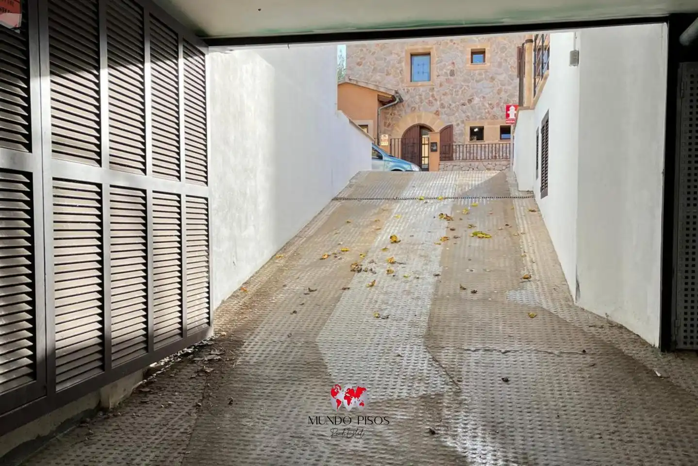 Parkplatz von Garage zum Verkauf in Puigpunyent
