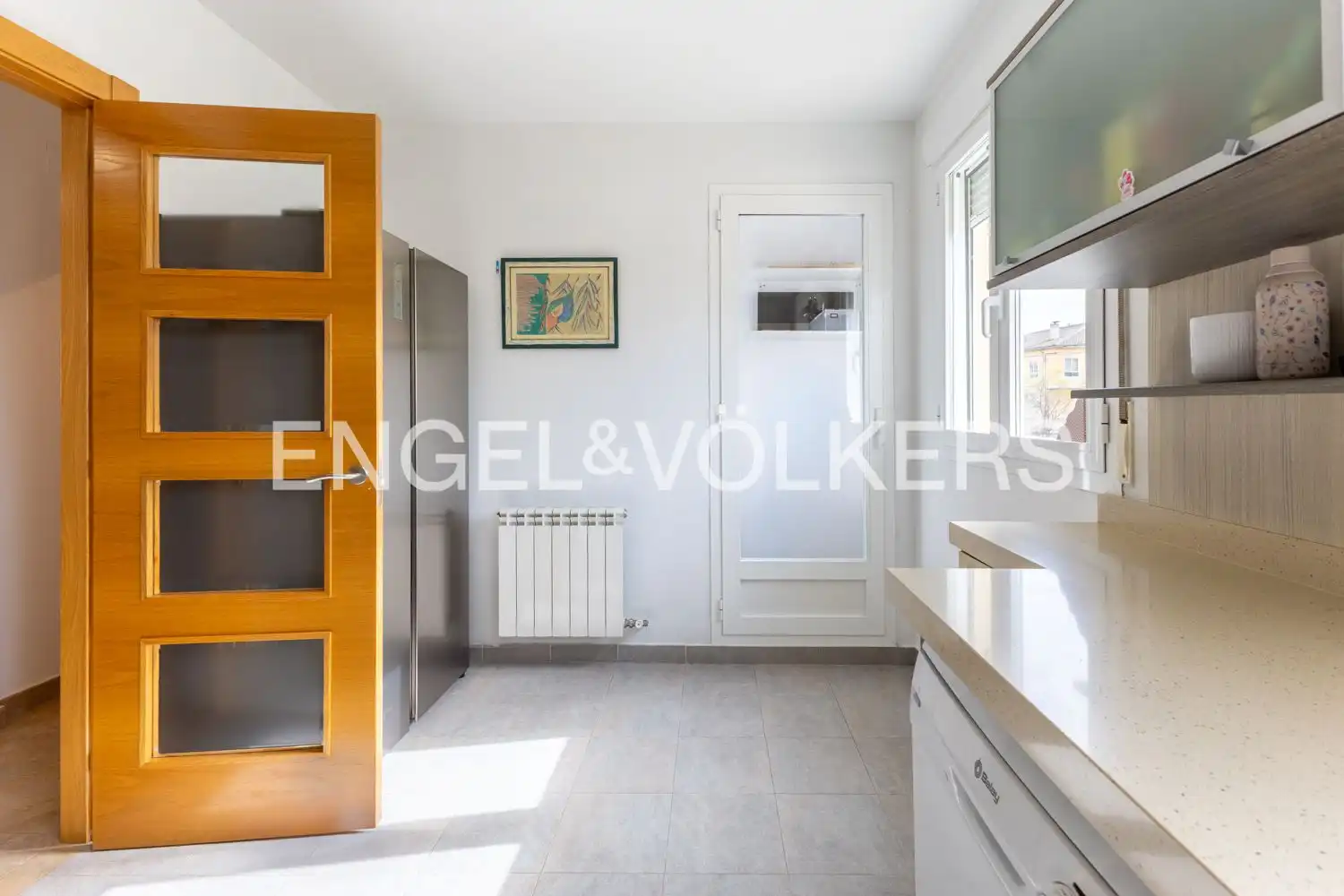 Kitchen of Houses for sale in Requena  with Air Conditioner, Heating and Storage room