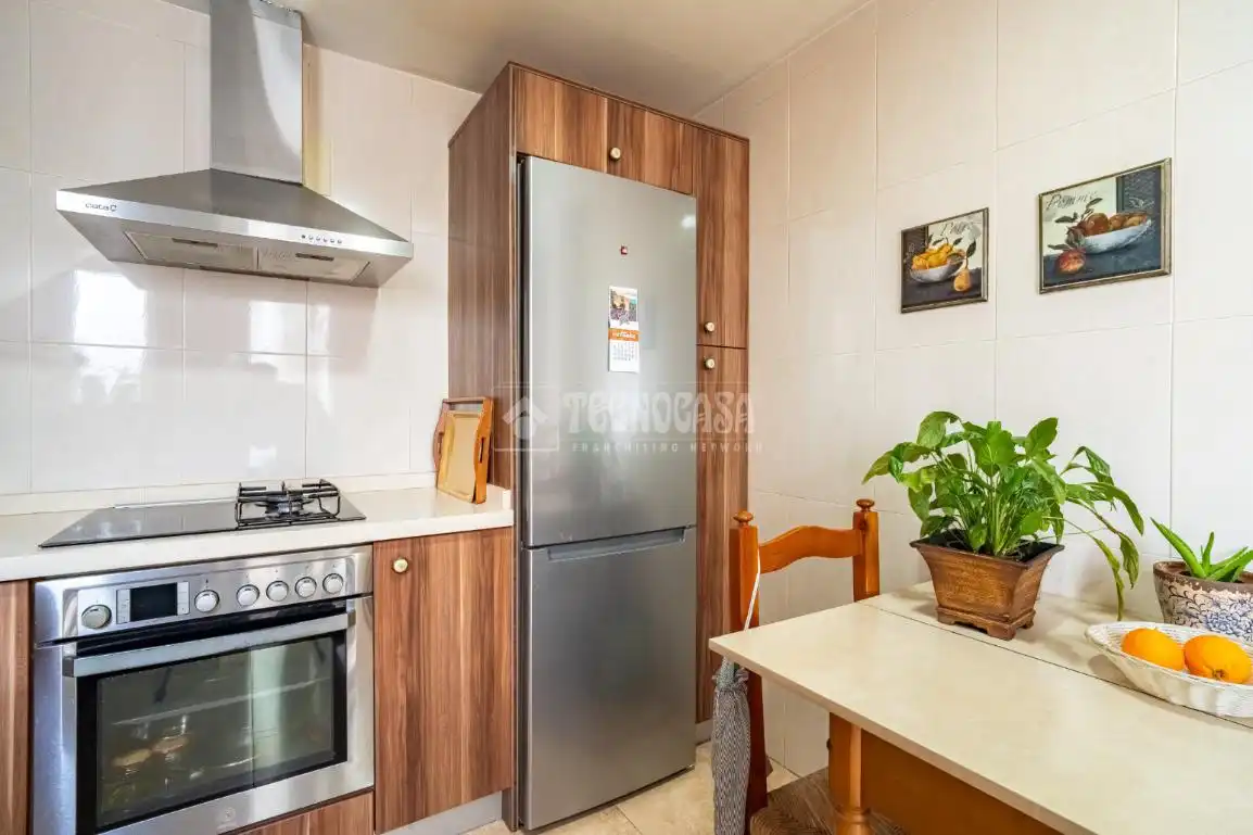 Cocina de Piso en venta en Granada