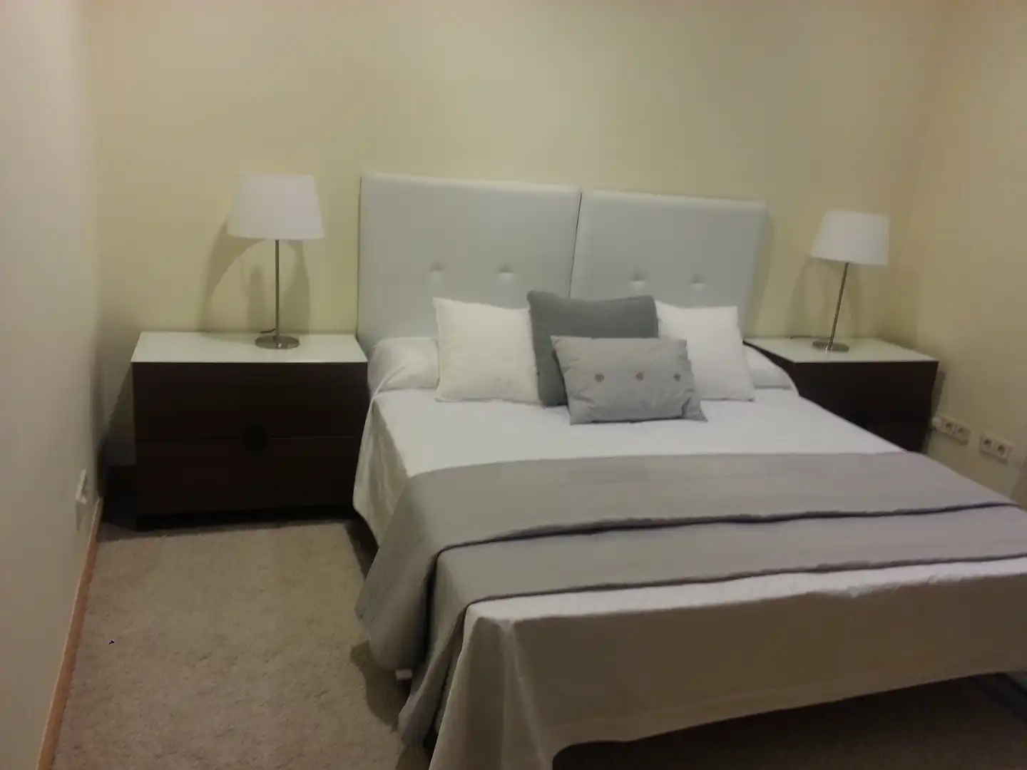 Habitación de Piso de alquiler en Madrid con Aire acondicionado, Calefacción y Amueblado