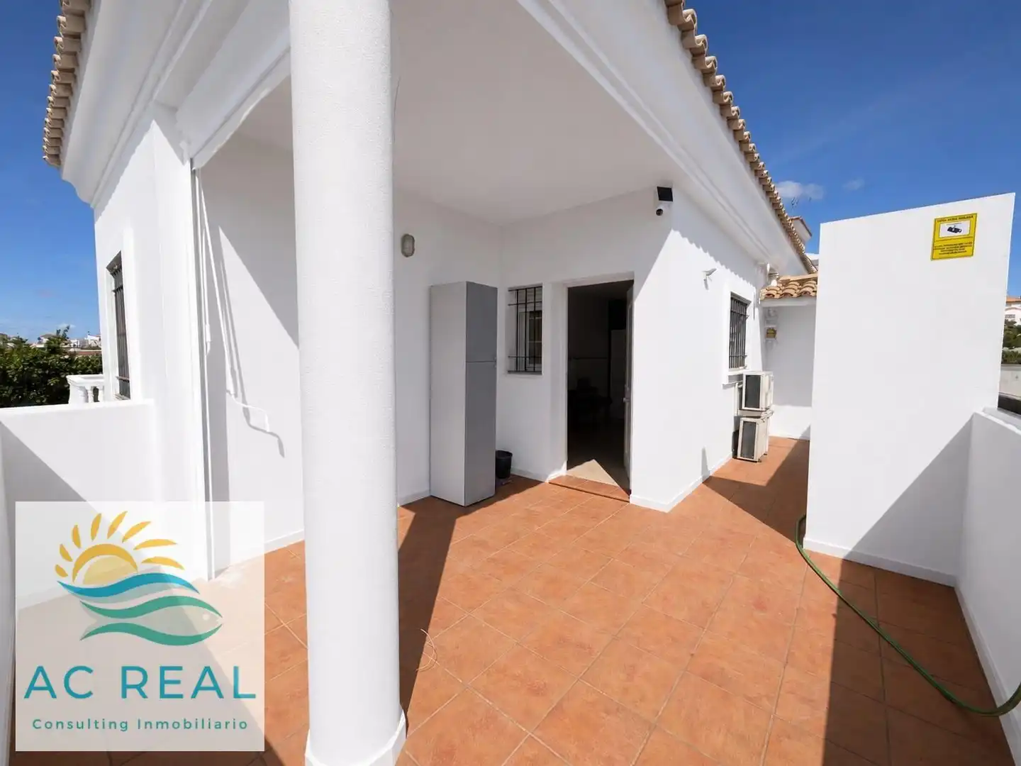 Vista exterior de Casa adosada en venta en Ayamonte con Aire acondicionado, Jardín privado y Terraza