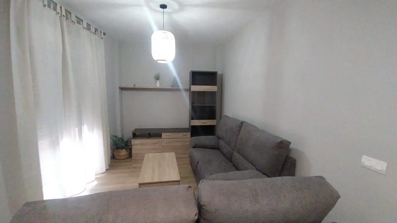 Sala d'estar de Apartament de lloguer en Villanueva de la Serena amb Aire condicionat, Calefacció i Parquet
