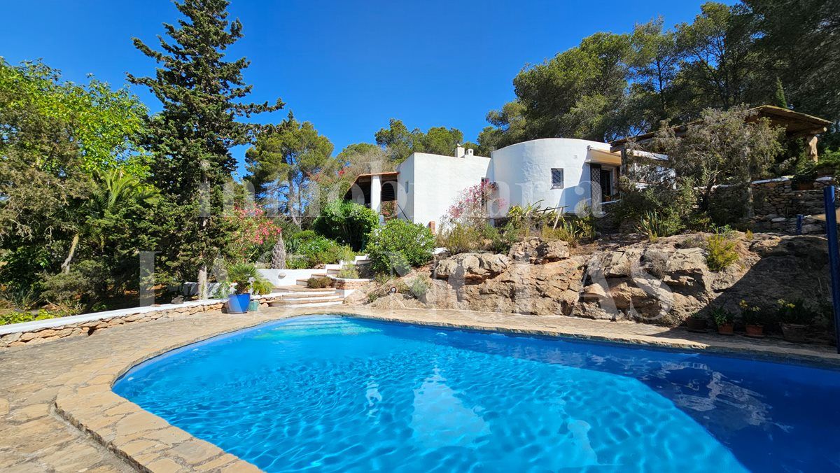Jardí de Finca rústica en venda en Santa Eulària des Riu amb Aire condicionat, Calefacció i Terrassa