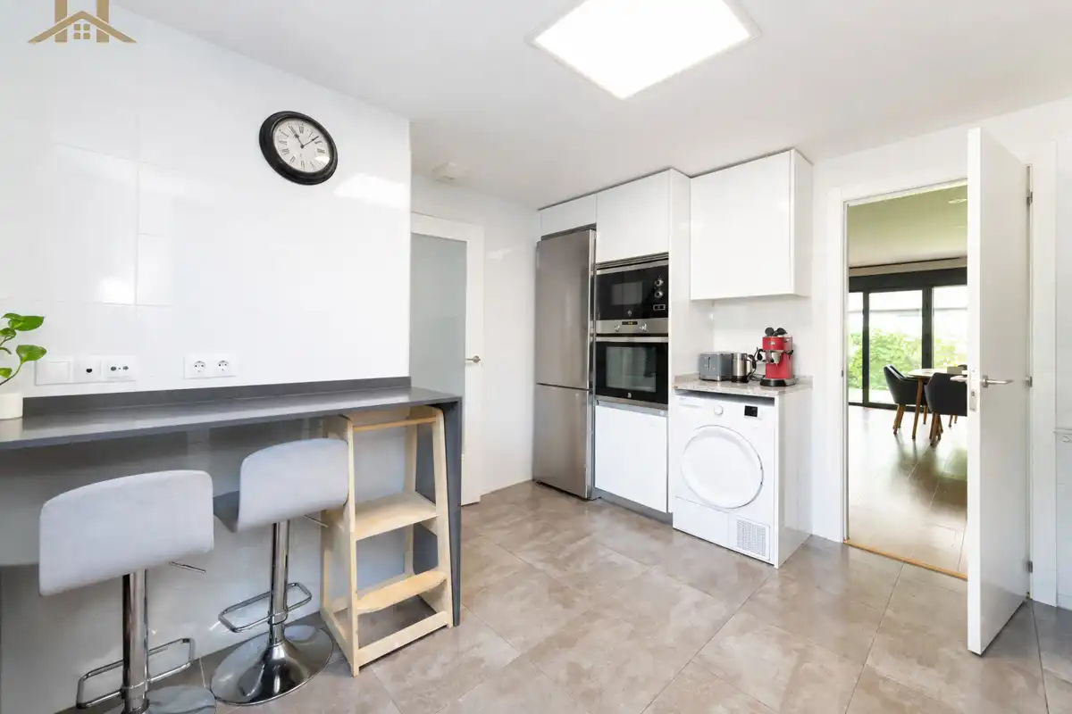 Küche von Haus oder Chalet zum Verkauf in Colmenar Viejo mit Klimaanlage, Privatgarten und Terrasse