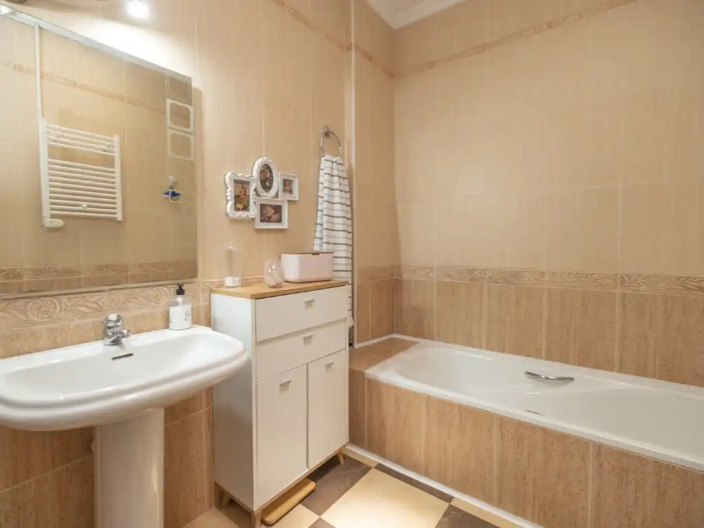 Bany de Casa o xalet en venda en La Rinconada