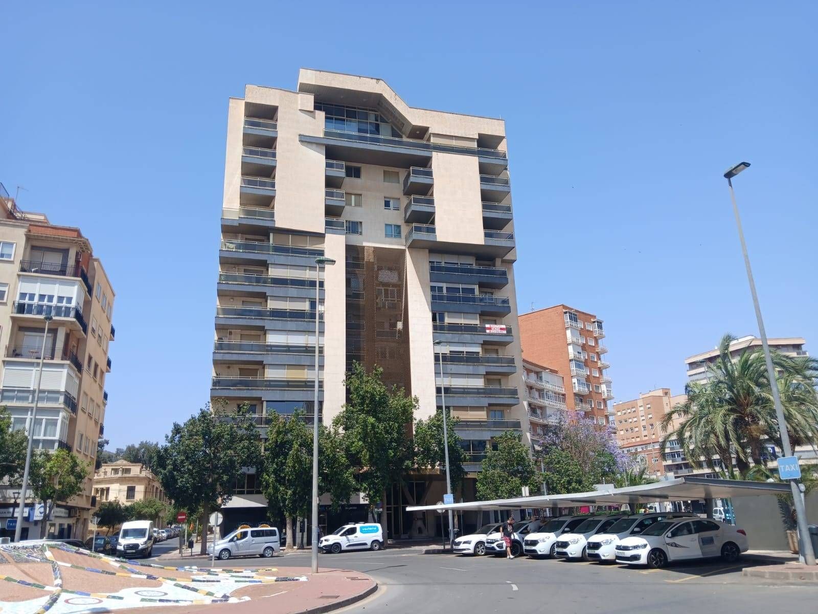 Vista exterior de Pis en venda en Cartagena amb Parquet, Terrassa i Traster