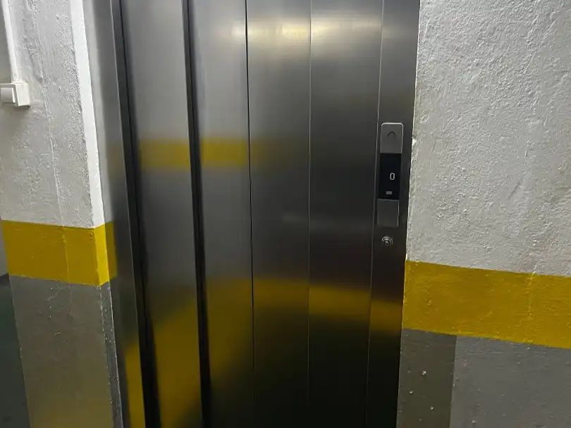 Parking of Garage for rent in Cádiz
