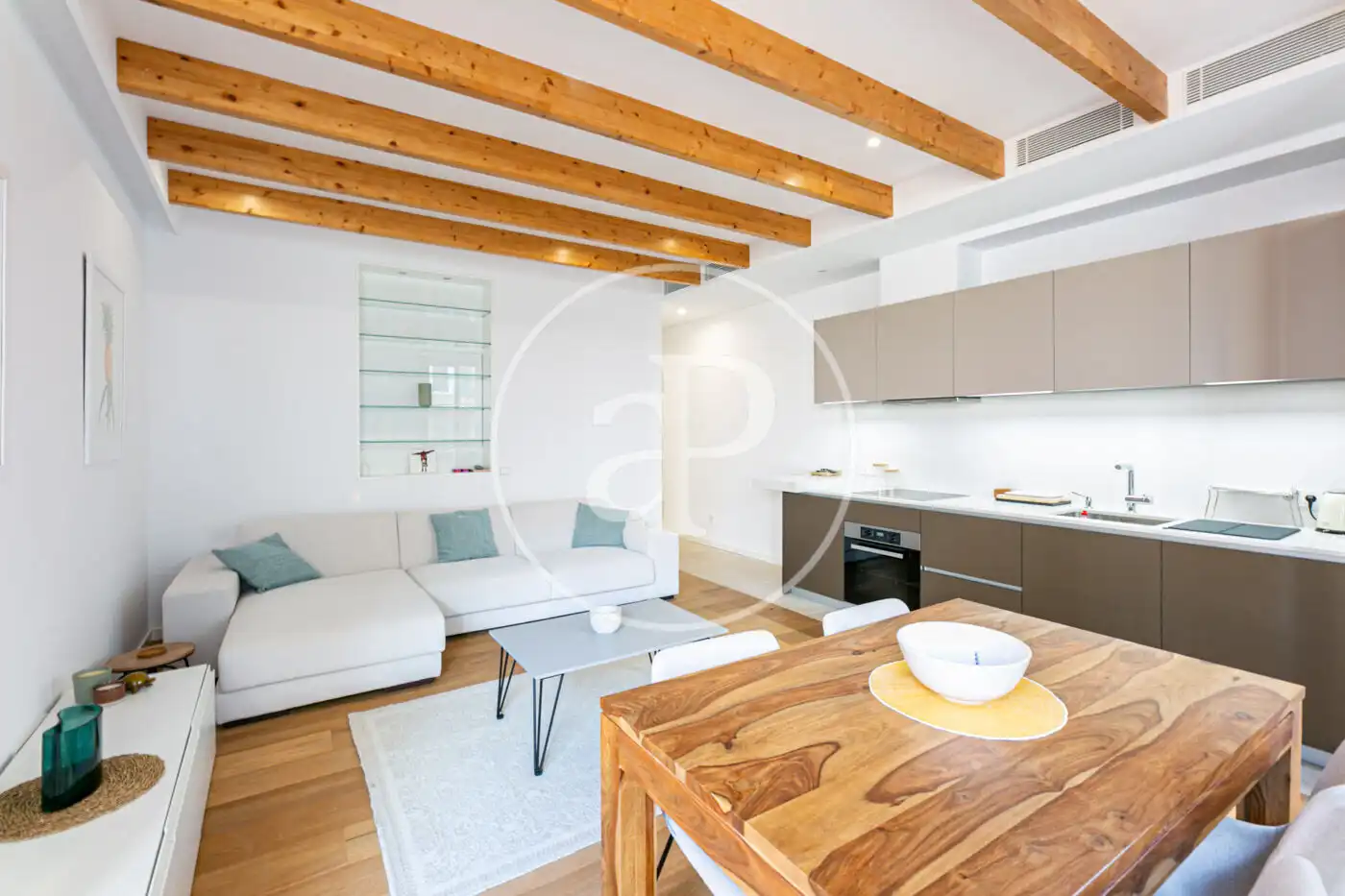 Flat for rent in Carrer Ample de la Mercè, El Mercat