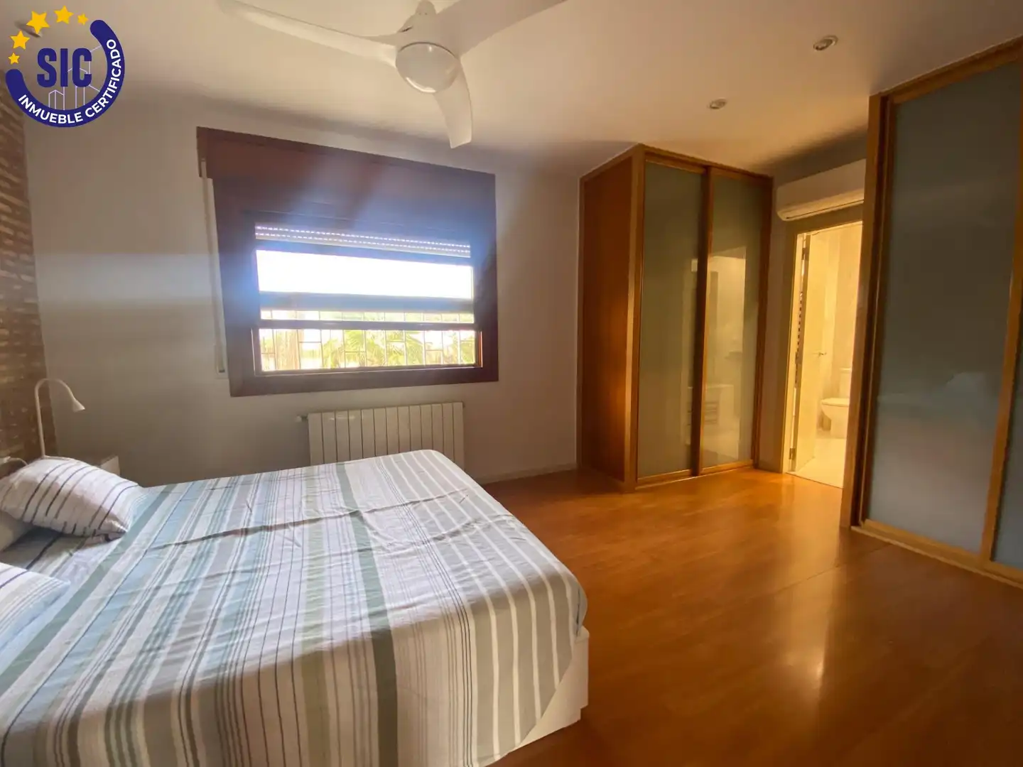 Habitación de Casa o chalet en venta en Torrent con Aire acondicionado, Calefacción y Jardín privado