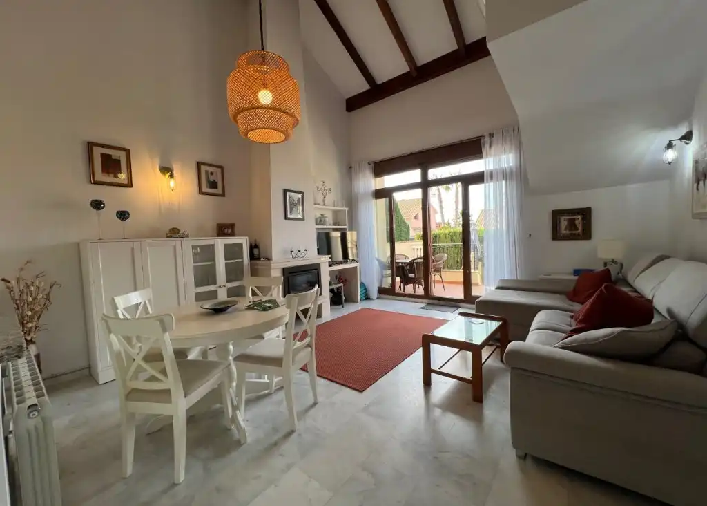Sala d'estar de Casa o xalet en venda en Alicante / Alacant amb Aire condicionat, Calefacció i Jardí privat