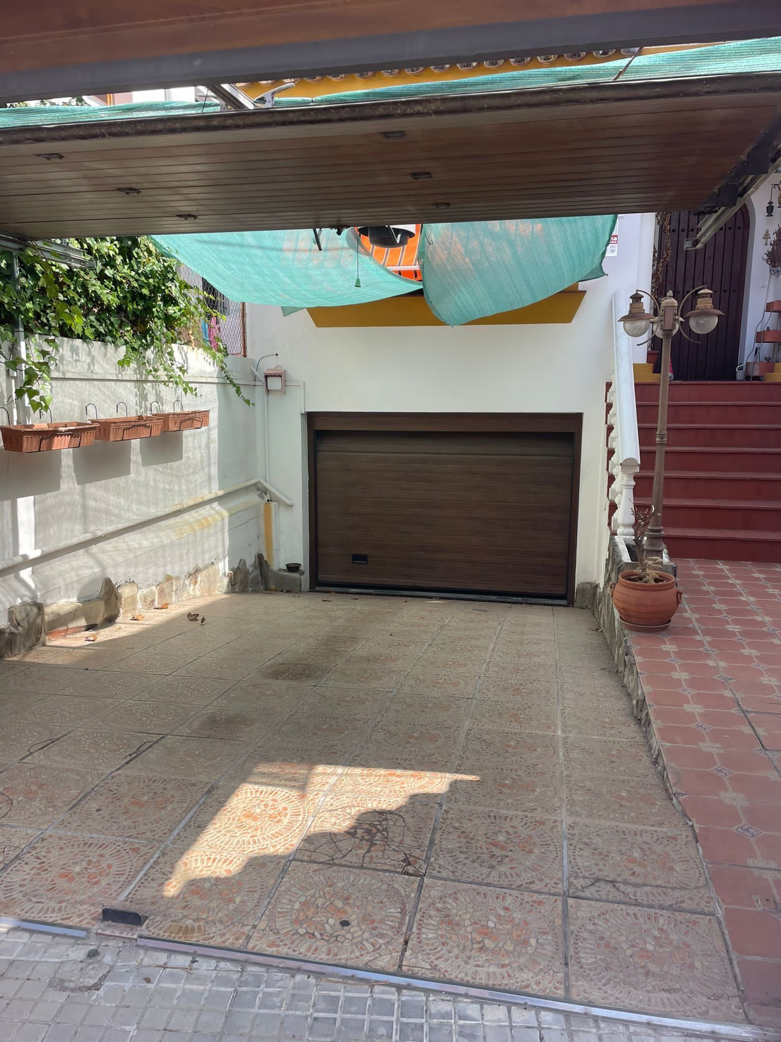 Parking of Single-family semi-detached for sale in Algeciras