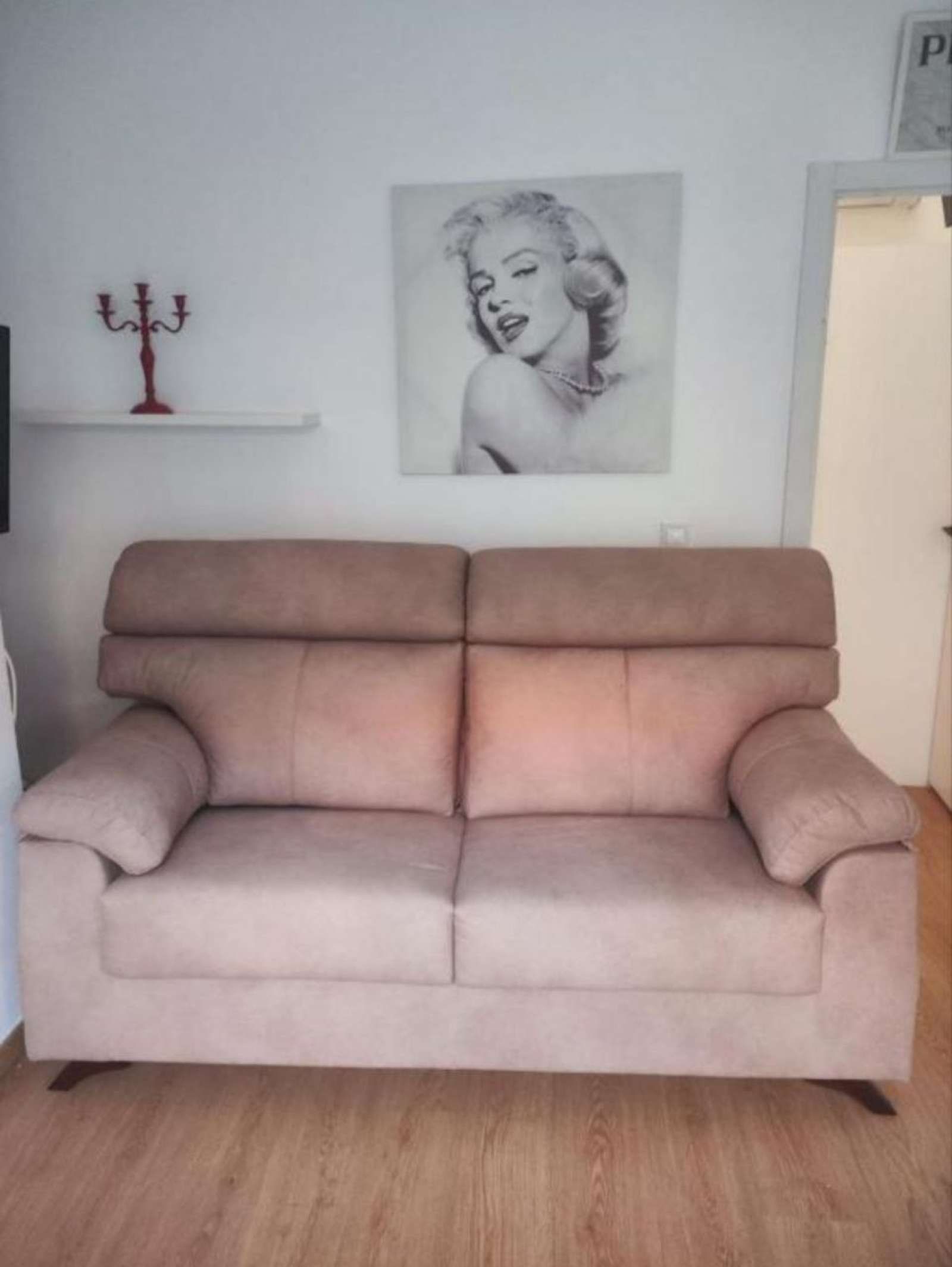 Living room of Apartment to share in Málaga Capital  with Air Conditioner and Terrace