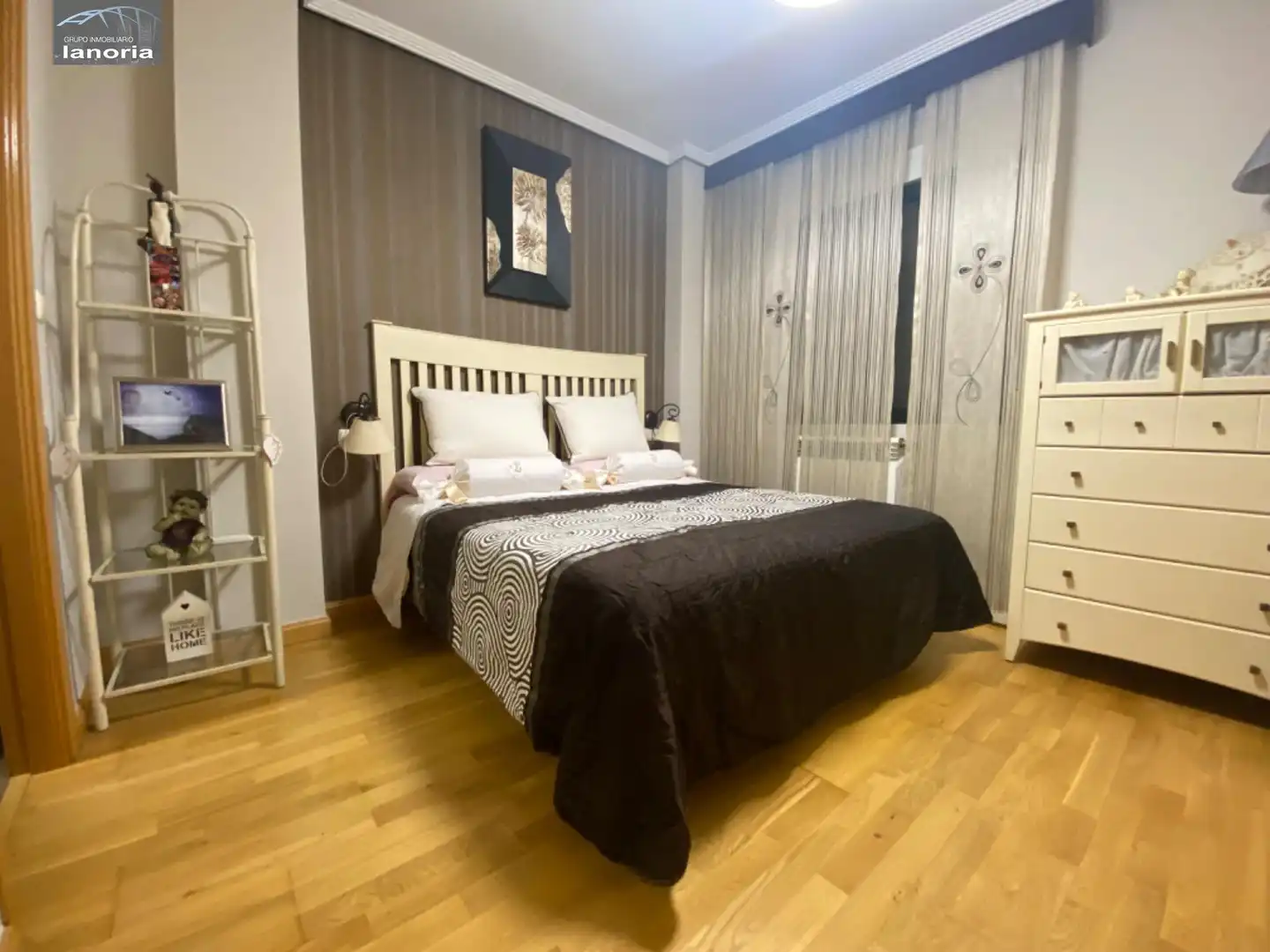 Dormitori de Casa adosada en venda en Albacete amb Aire condicionat, Calefacció i Jardí privat