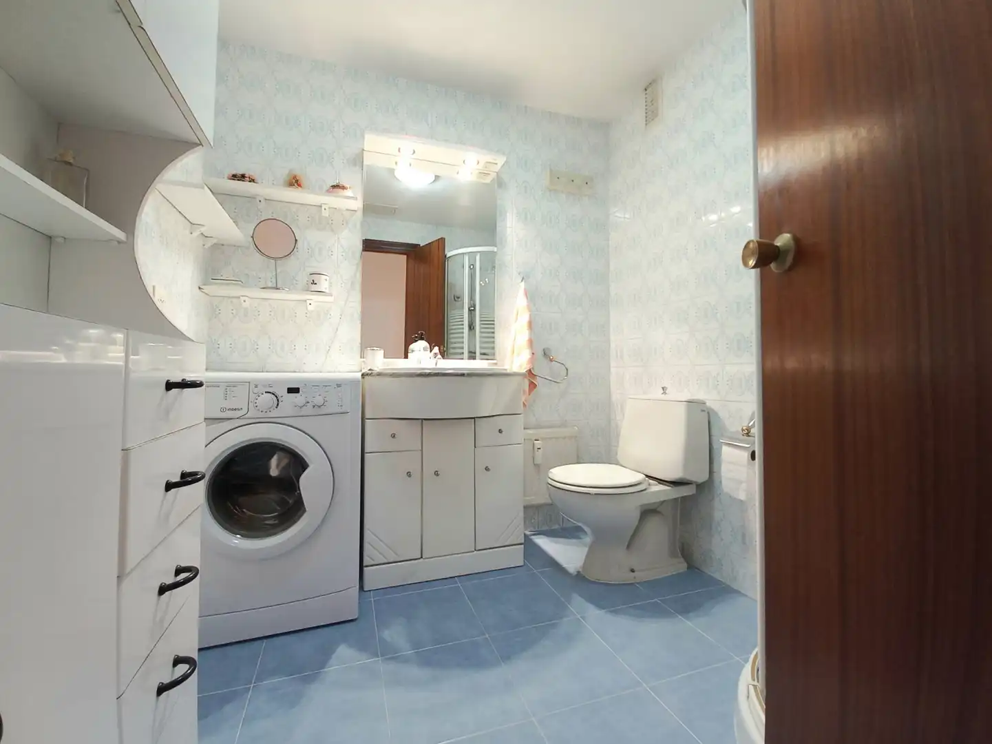 Bathroom of Flat for sale in Burgos  with Heating and Storage room