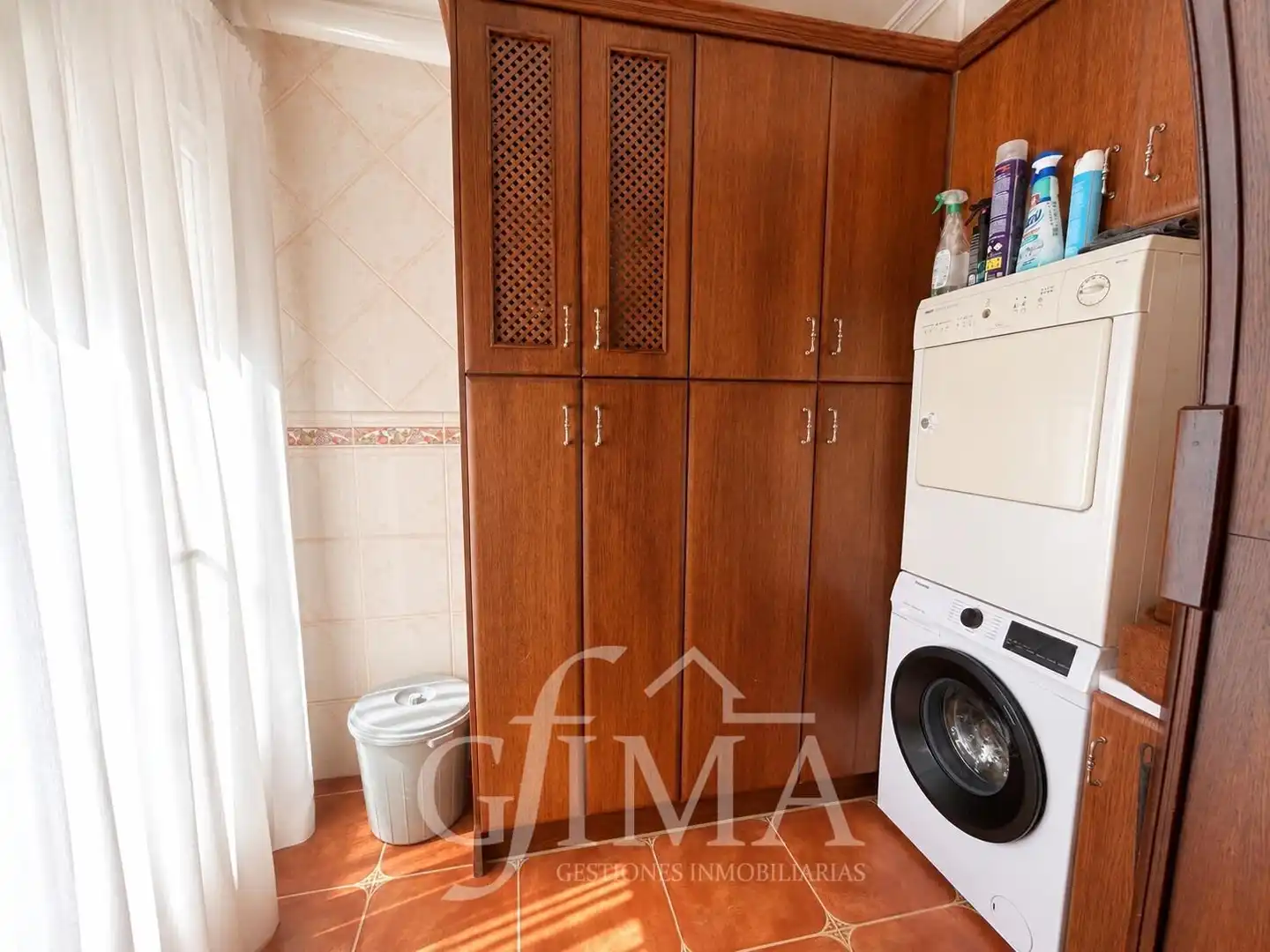 Cocina de Casa adosada en venta en Tomelloso con Calefacción, Trastero y Amueblado