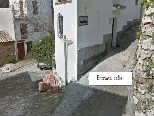 Vista exterior de Casa o xalet en venda en Igualeja amb Balcó