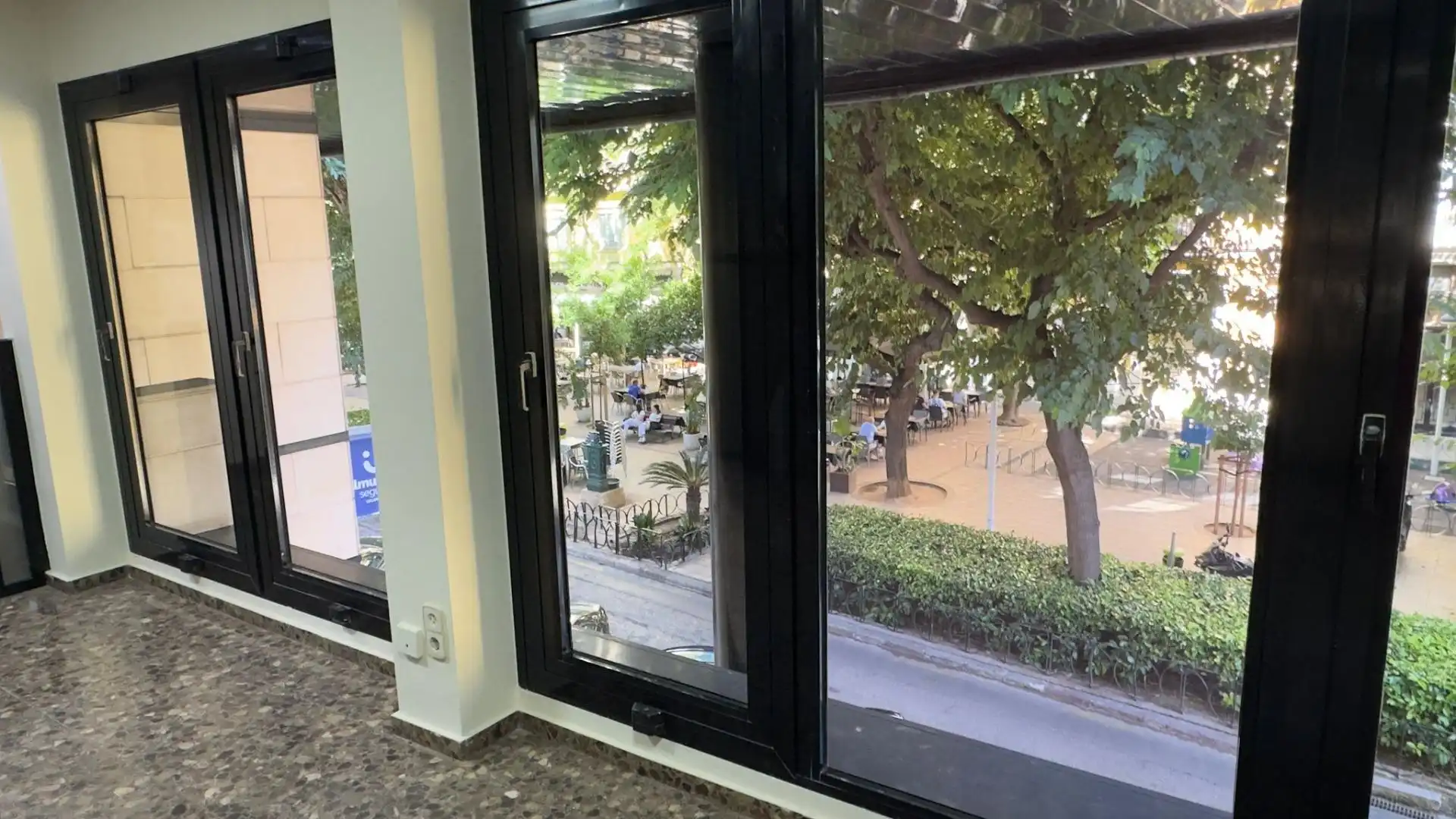 Terrassa de Oficina de lloguer en Valencia amb Aire condicionat