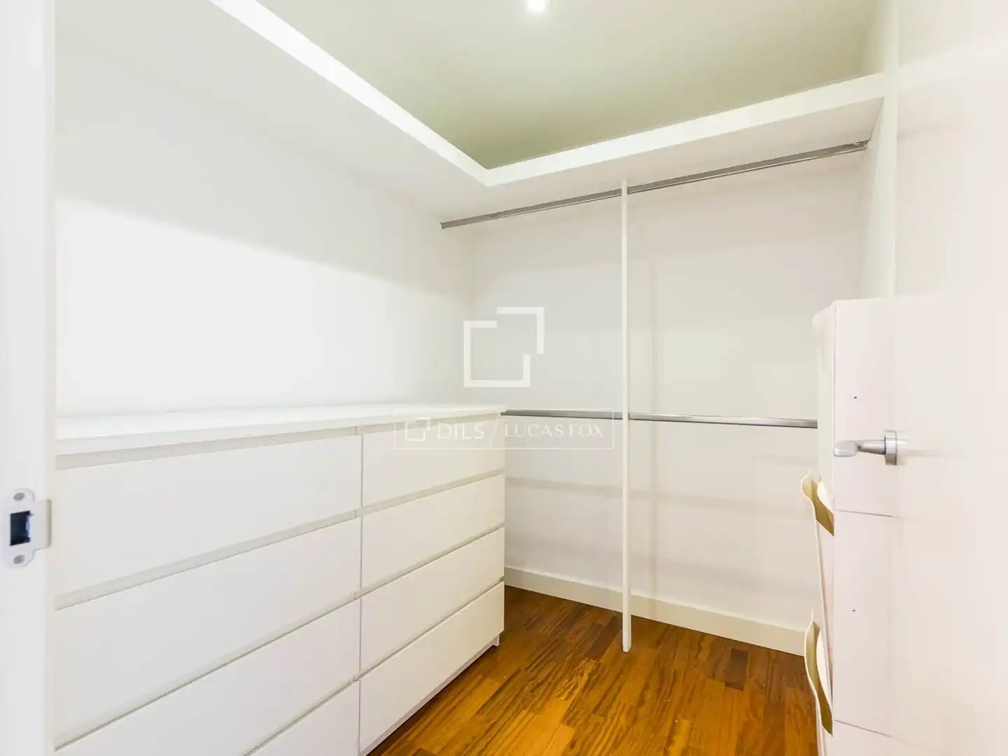 Habitación de Piso en venta en Barcelona con Aire acondicionado, Calefacción y Jardín privado