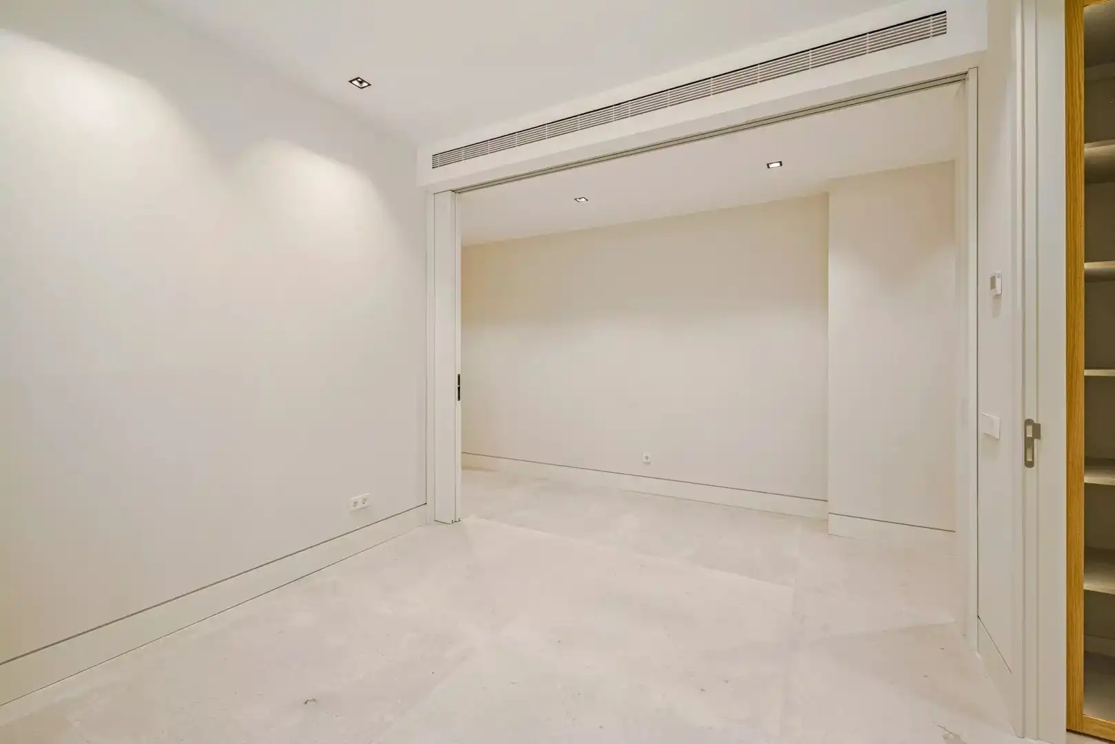 Wohnung zum Verkauf in Madrid mit Klimaanlage, Heizung und Abstellraum