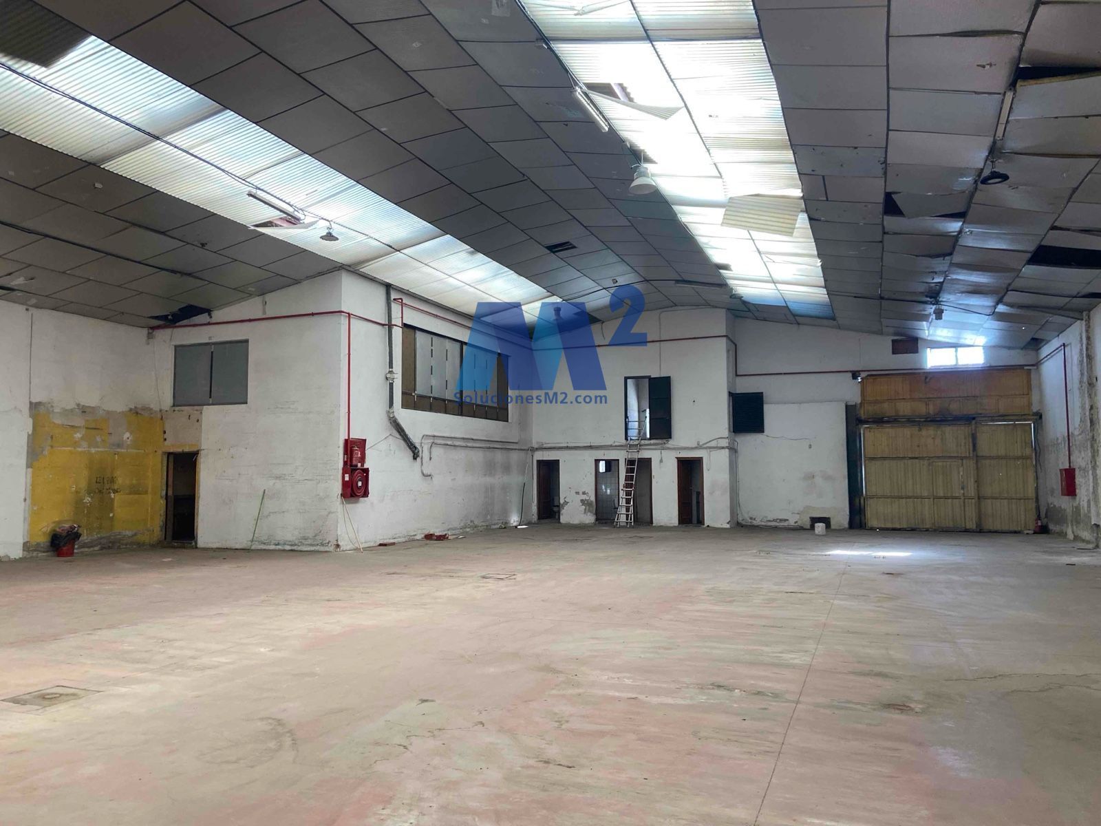 Nave industrial en venta en Algete