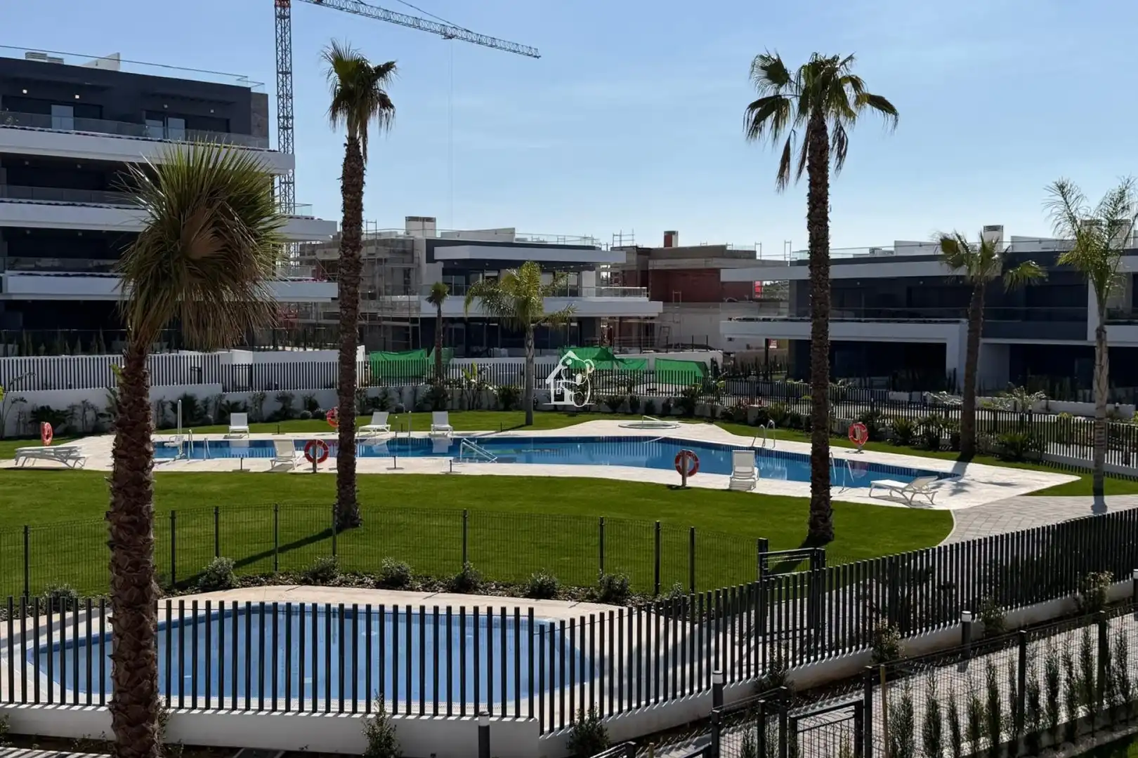 Apartment with terrace to rent in Zona Carrefour - Urbanizaciones, imagen 3