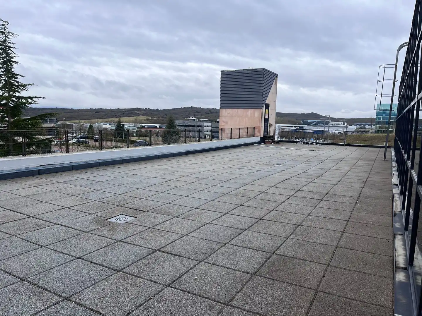 Terraza de Oficina de alquiler en Vitoria - Gasteiz con Calefacción