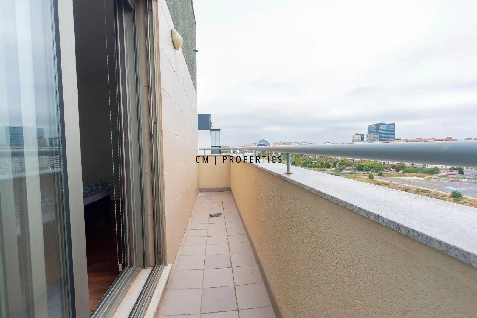 Balcony of Duplexes for sale in Valencia  with Air Conditioner, Heating and Parquet flooring