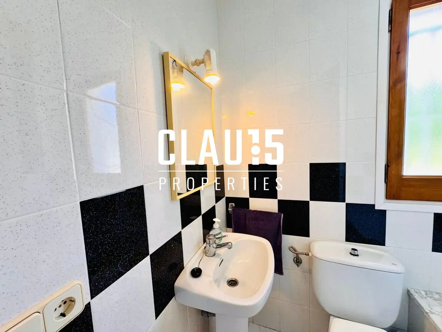 Baño de Casa o chalet en venta en Sant Pol de Mar con Jardín privado, Terraza y Piscina