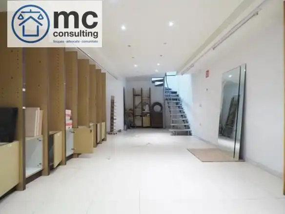 Local de lloguer a Centre