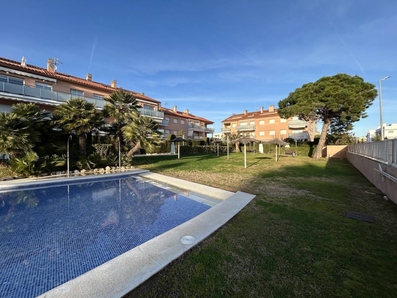 Jardí de Pis en venda en Cubelles amb Traster i Piscina comunitària