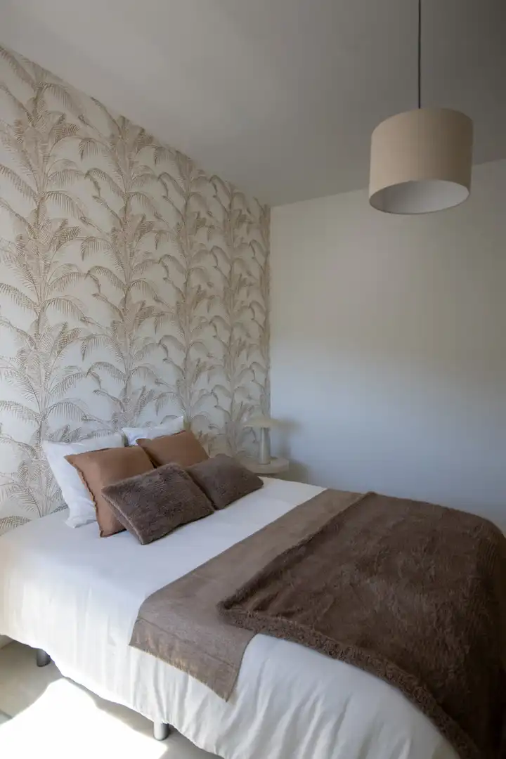Dormitori de Apartament en venda en Estepona amb Terrassa, Piscina i Piscina comunitària