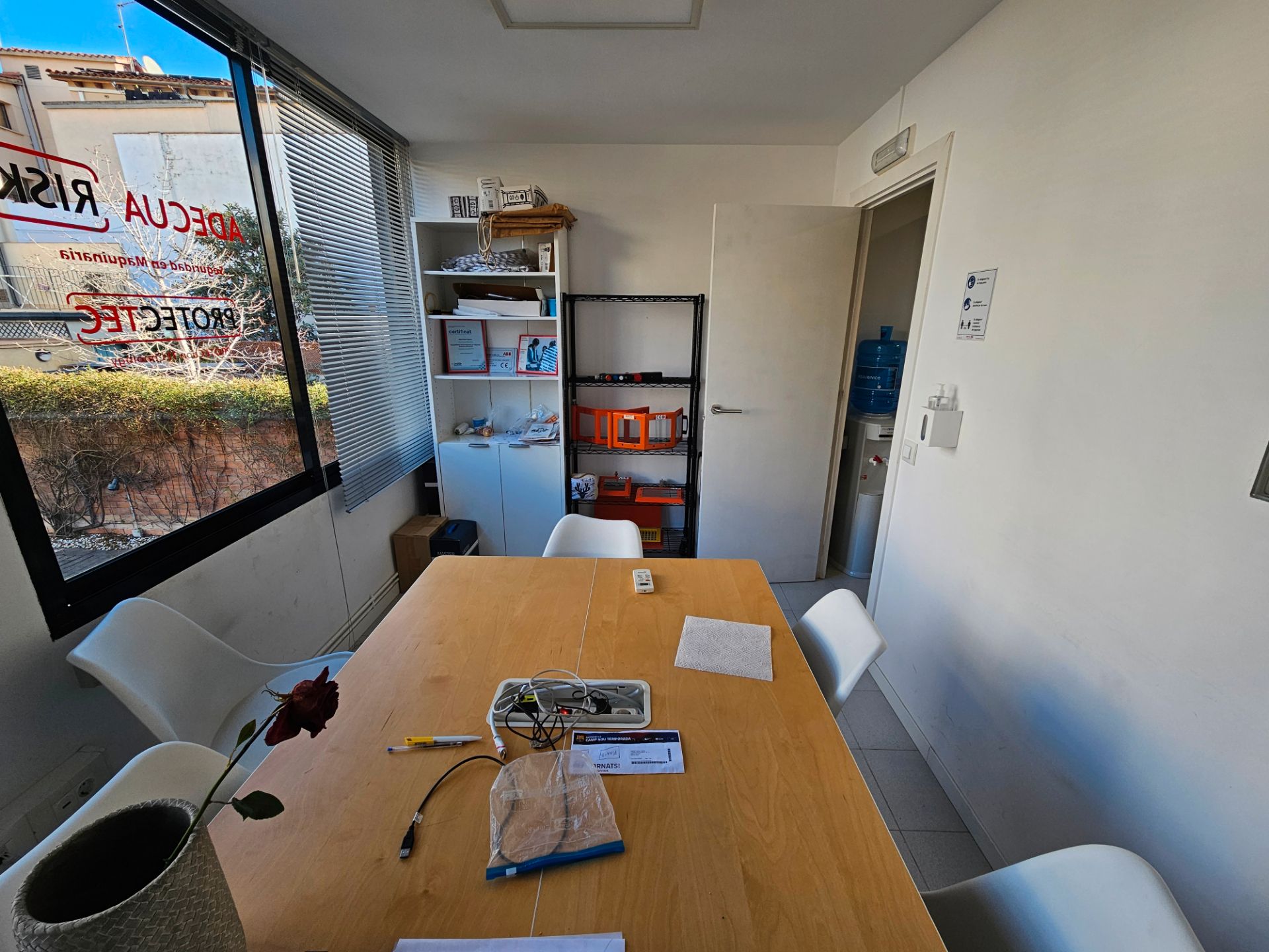 Office for sale in Sabadell  with Air Conditioner and Heating