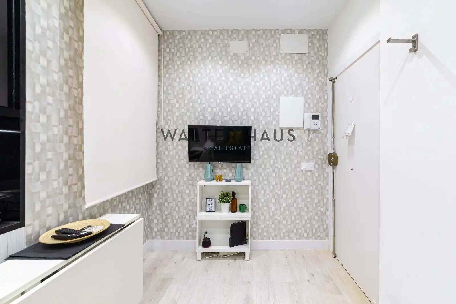 Living room of Flat for sale in Madrid  with Air Conditioner, Furnished and Oven