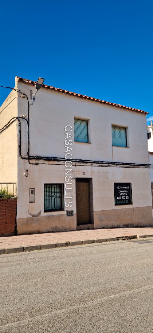 Exterior view of Single-family semi-detached for sale in Vilafamés  with Private garden, Terrace and Furnished