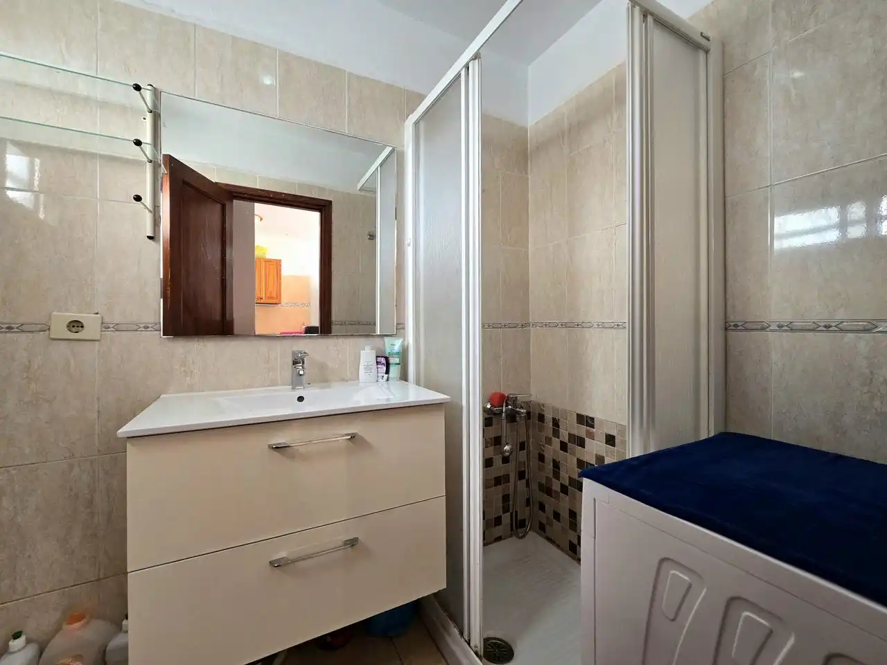 Bany de Apartament en venda en Mogán amb Moblat, Balcó i Piscina comunitària
