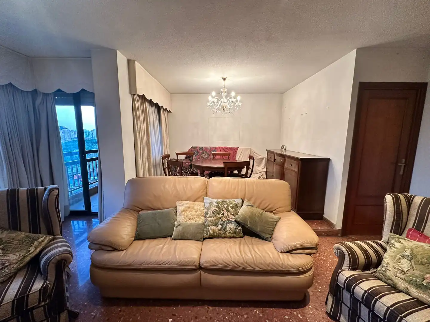 Sala de estar de Piso en venta en Valencia con Aire acondicionado, Trastero y Amueblado
