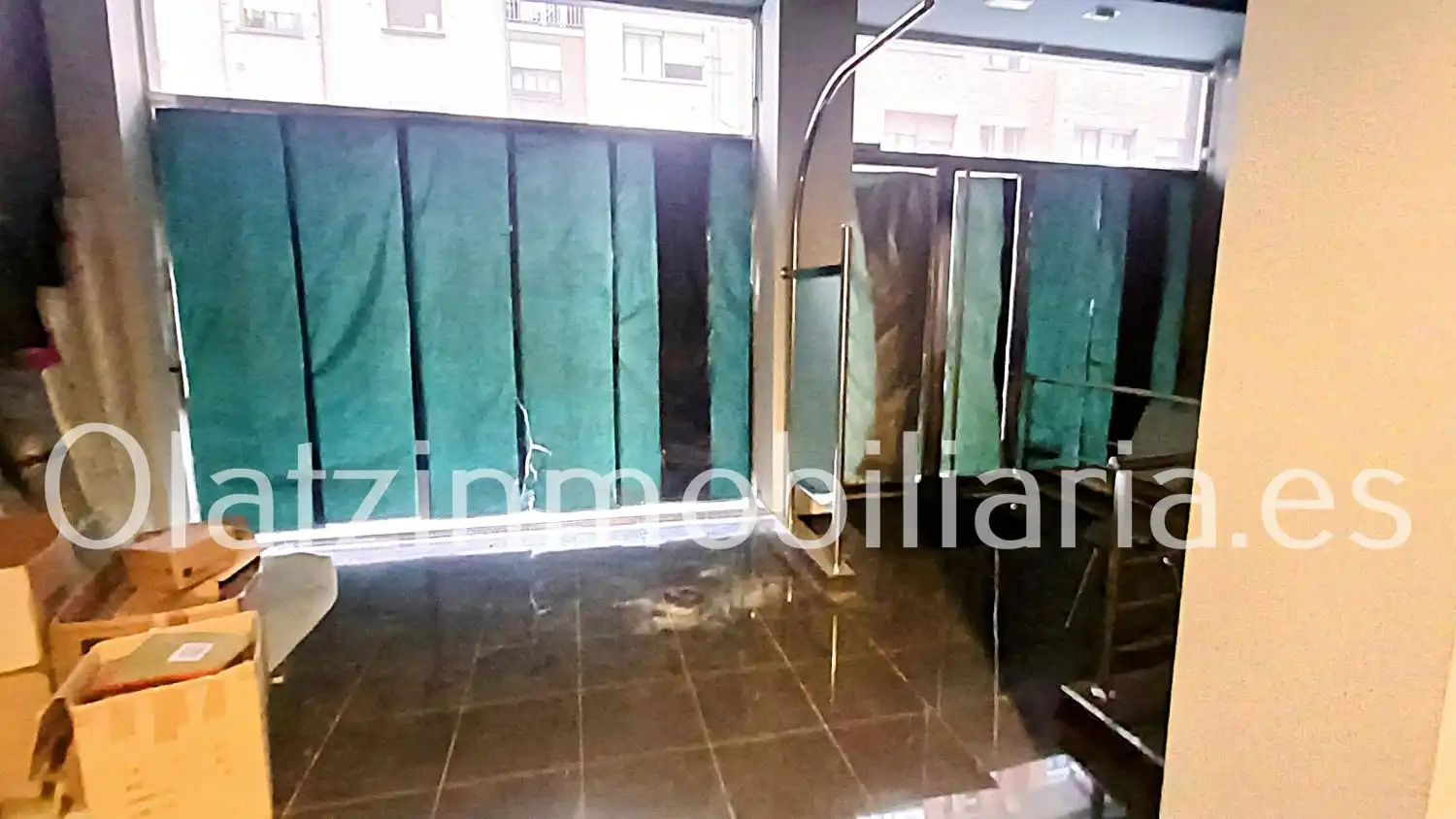 Local comercial en venta en Bagatza - San Vicente, imagen 4